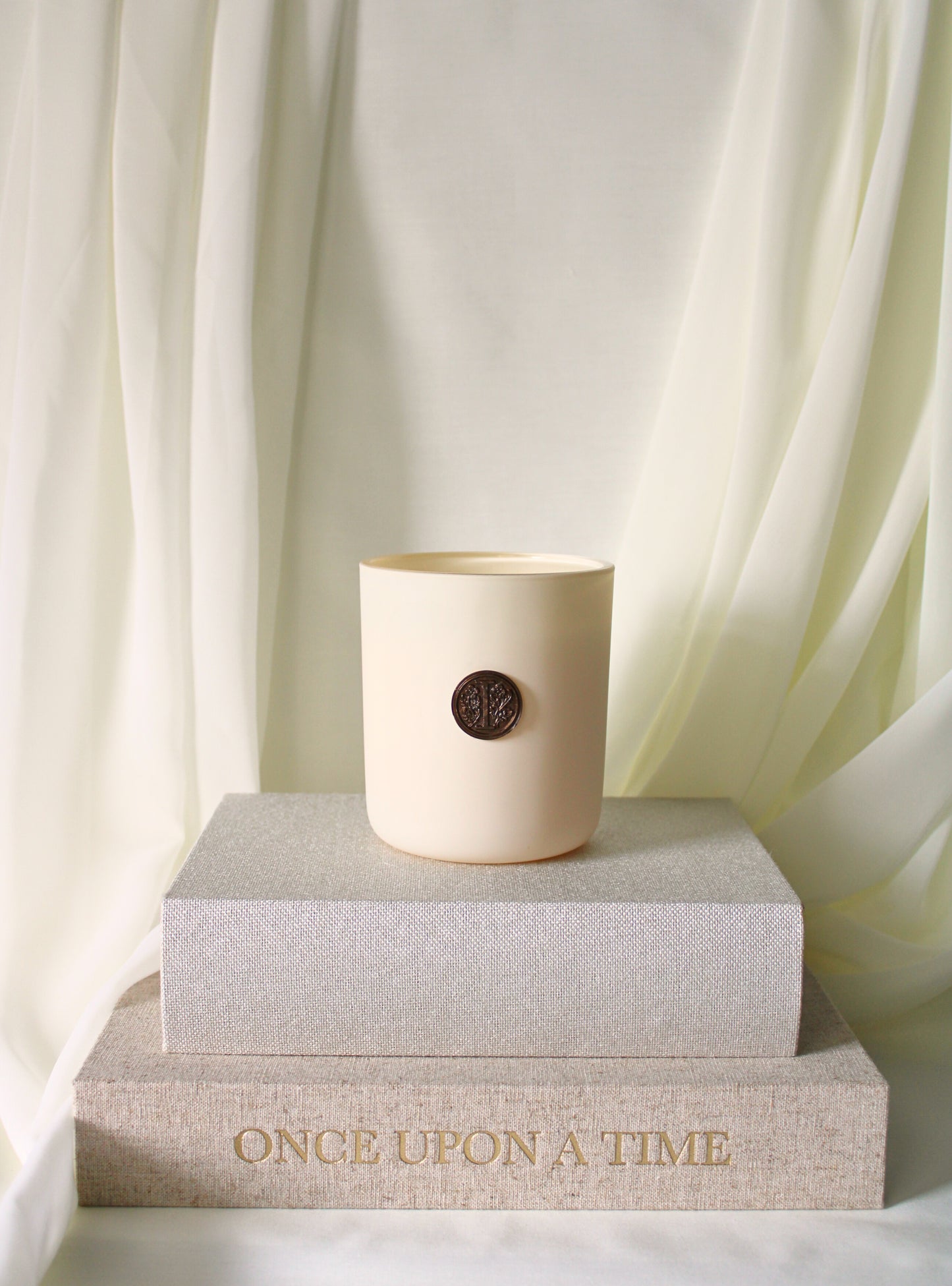 Cozy Coffee – 100% Hand-Poured Soy Wax Candle with Crackling Wood Wick