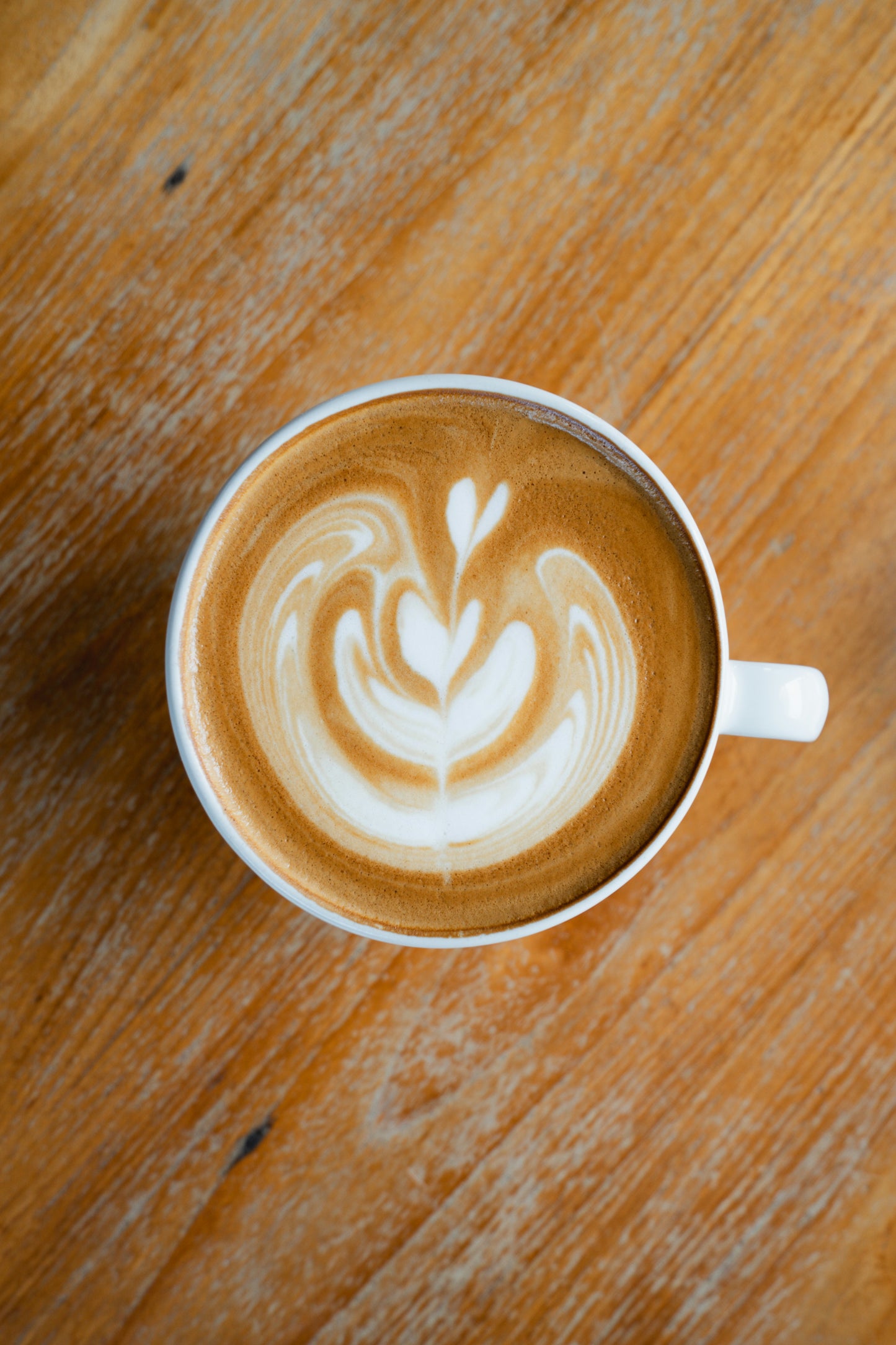 Cozy Coffee – 100% Hand-Poured Soy Wax Candle with Crackling Wood Wick