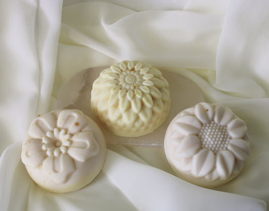 Sun Kissed Soap – Handmade Goat’s Milk Soap with Sweet Orange & Turmeric