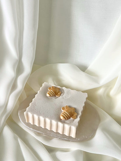 Milk & Honey Soap – Handmade Goat’s Milk Soap with Organic Honey & Vanilla